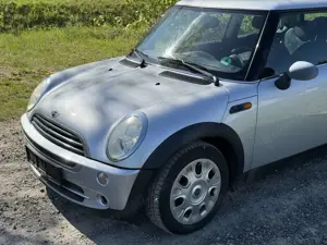 MINI One Bild 2