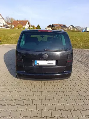 Volkswagen Touran Bild 2