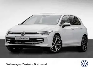 Volkswagen Golf VIII 1.5 eTSI STYLE CAM ACC LM18
