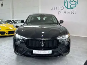 Maserati Levante GranSport S Q4 Bild 2