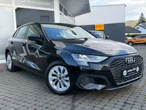 Audi A3 40 TFSI e basis Wenig Km  Garantie Mwst.