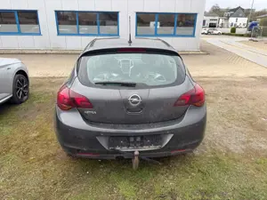 Opel Astra 1.6 16V NUR GEWERBE EXPORT!!! Bild 4