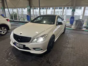 Mercedes-Benz E 350 CDI DPF Coupe BlueEFFICIENCY 7G-TRONIC Elegance