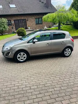 Opel Corsa 1.2 ecoFLEX Sattellite Bild 2