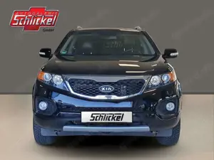 Kia Sorento 2.2 CRDi Spirit 4WD AHK Klimaaut. 2-Zonen Xenon Bild 2