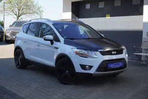 Ford Kuga 2.0 TDCi Titanium 4WD NAVI+PANORA+LEDER+AHK+ALU20z