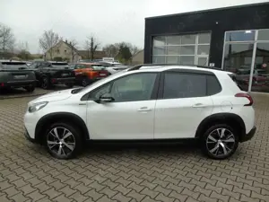 Peugeot 2008 GT-Line 1.2 PT 110Navigation, Sitzheizung vorne, S Bild 2
