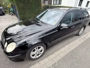 Mercedes-Benz E 220 E 220 T CDI Automatik Avantgarde