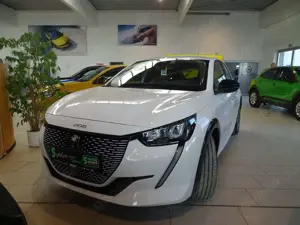Peugeot 208 Bild 2
