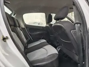 Peugeot 206 Grand Filou Tüv neu Zahnriemen neu Automatik Bild 3