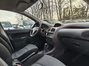 Peugeot 206 Grand Filou Tüv neu Zahnriemen neu Automatik Bild 5