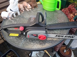 Kettensäge Laubbläser