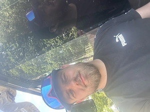 Er sucht sie für schöne Stunden