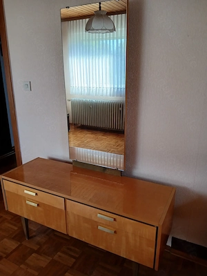 Spiegelkommode