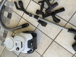 Bosch Staubsauger Beutellos Bild 3