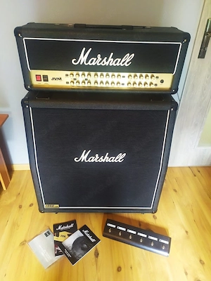 Marshall JVM 410H + 1960A 4x12 Box + Fußschalter
