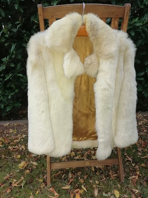 Echte Pelzjacke, wie neu, handgefertigt 