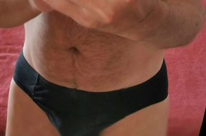 Hallo suche einen Mann der mir einen HJ oder eventuell einen BJ gibt.