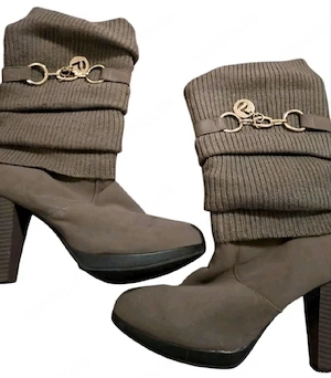 Stiefeletten Taupe mit Strick und goldener Schnalle 