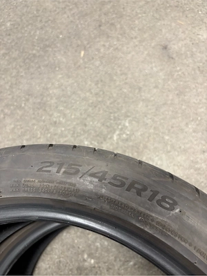 215 45 r18 