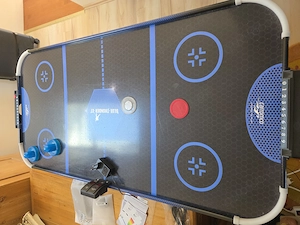 Verschenke Airhockey Tisch