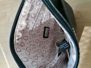 GUESS Crossbody bag