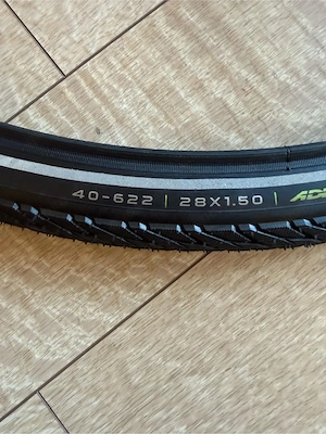 Zwei  Schwalbe, Fahrradreifen Bild 3