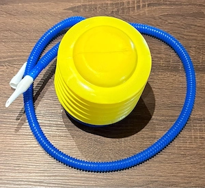ballpumpe mit zwei aufsätzen