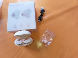 Earbuds, Neu und ungetragen