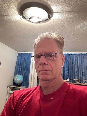 Suche feste Partnerin die unbedingt reisefreudig ist
