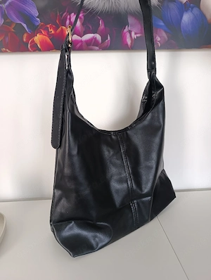 Coole neue damen Handtasche schwarz Kunstleder 