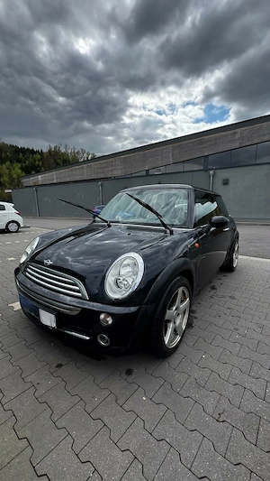 MINI Cooper One Bild 4