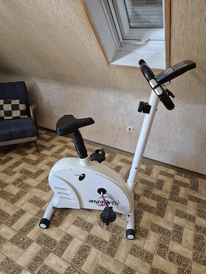 Heimtrainer-Fahrrad