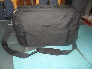 Laptoptasche neuwertig  für 17 Zoll Laptop  