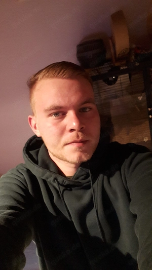 Frau gesucht      feminine Seite, Mode und gemeinsames Kennenlernen