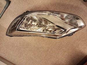 Ford Focus Scheinwerfer vorne links 