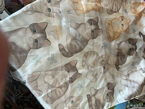 Seidentuch - zu verkaufen. Motiv Katze