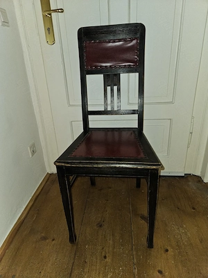 Antik! Massiver stabiler Holz Stuhl Jugendstil ca. 1920 rot Eiche Schnitzereien TOP Zustand!  Bild 2