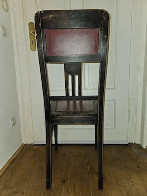 Antik! Massiver stabiler Holz Stuhl Jugendstil ca. 1920 rot Eiche Schnitzereien TOP Zustand!  Bild 4