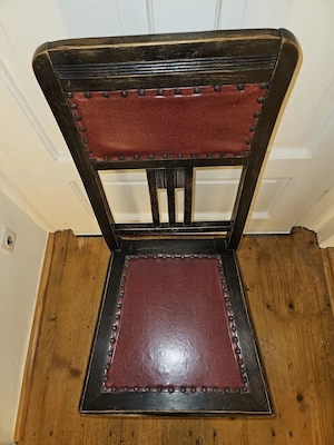 Antik! Massiver stabiler Holz Stuhl Jugendstil ca. 1920 rot Eiche Schnitzereien TOP Zustand!  Bild 5