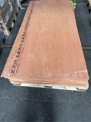 30 Holzplatten