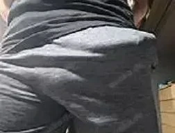 Möchtest du dich als Frau von einen fetten Schwanz wieder richtig durchficken lassen.