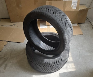 Falken Allwetterreifen 245 40 R 18
