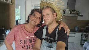 Gay Sextreffen (Gay & BI) Bei gefallen regelmäßig