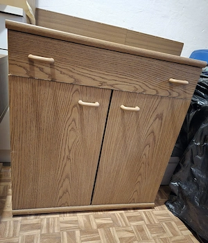 TV-Tisch und Kommode  Bild 3
