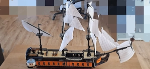 Mould King Imperial Frigate (13192)