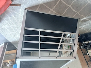Hundebox für mittelgroße Hunde 