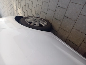 Ford Fiesta Trend 1,4, weiß, 5-türig, TÜV neu Bild 4