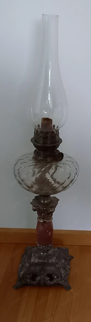Petroleum Tischleuchte Jugendstil - Höhe 62 cm