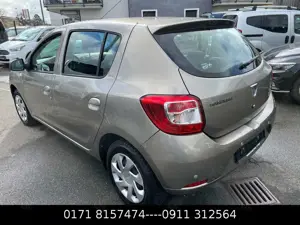 Dacia Sandero Bild 2